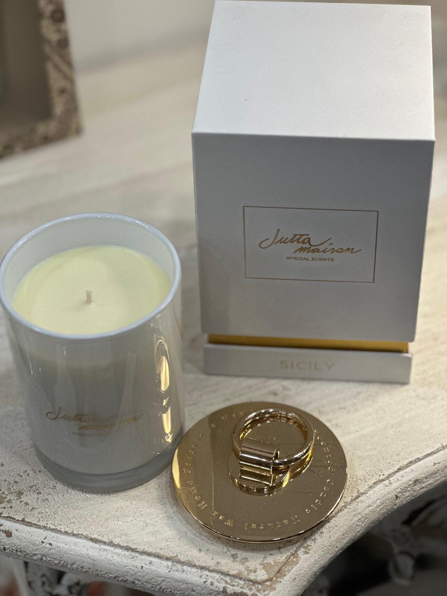 Candela Jutta Maison